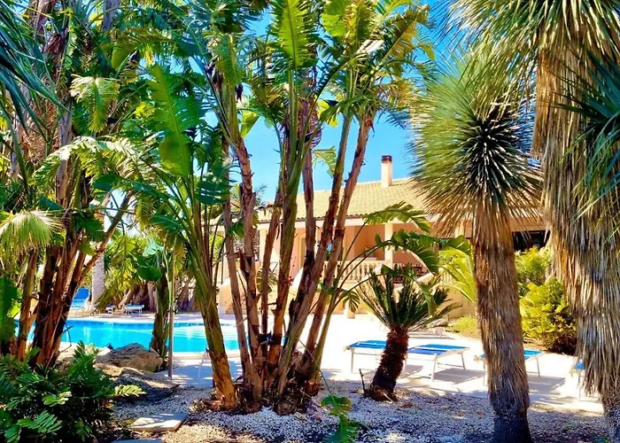 Bismarkia * Syrakusa