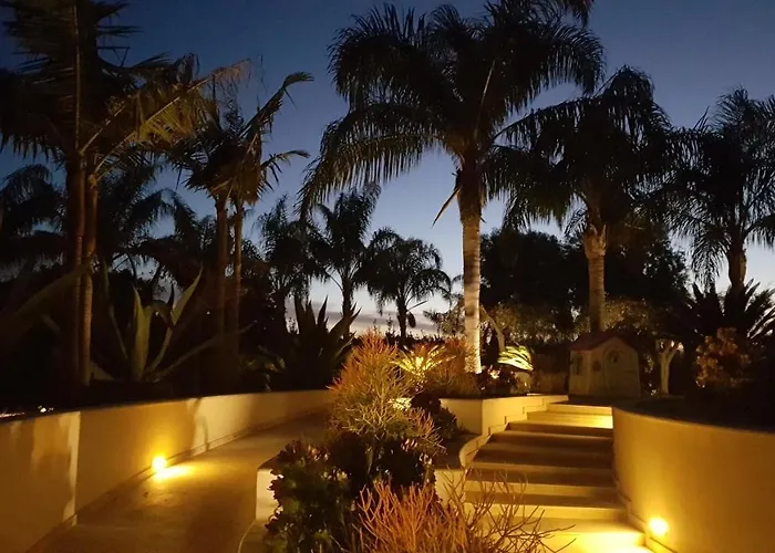 Bismarkia * Syrakusa